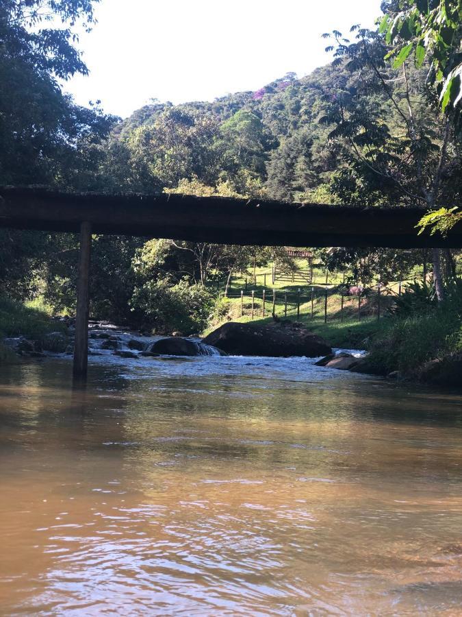 Pousada Camping E Restaurante Vila Dos Arcanjos ボカイーナ・デ・ミナス エクステリア 写真