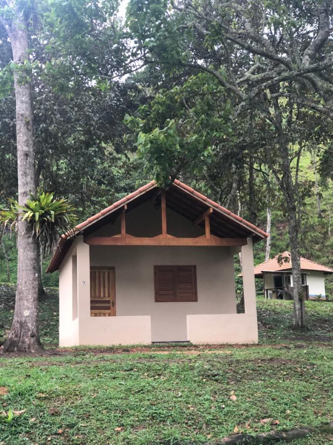 Pousada Camping E Restaurante Vila Dos Arcanjos ボカイーナ・デ・ミナス エクステリア 写真