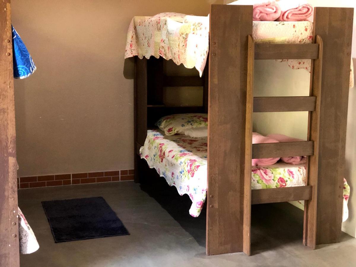 Pousada Camping E Restaurante Vila Dos Arcanjos ボカイーナ・デ・ミナス エクステリア 写真